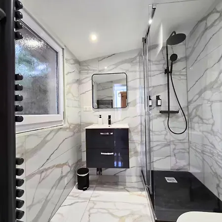 O Sacree Detente De -spa Privatif - Proche De La Gare & Centre Reims