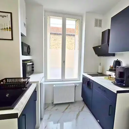 O Sacree Detente De -spa Privatif - Proche De La Gare & Centre * Reims