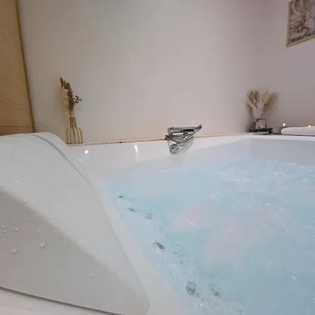 O Sacree Detente De -spa Privatif - Proche De La Gare & Centre Appartement *
