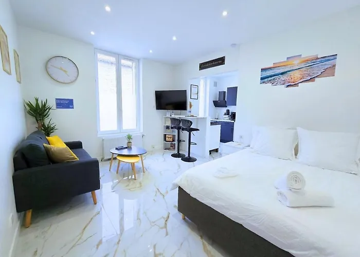 O Sacree Detente De -spa Privatif - Proche De La Gare & Centre